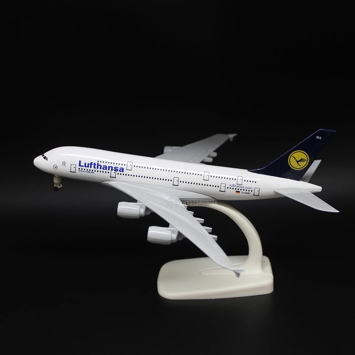 Miniatura de Avião em Metal 20cm Coleção Airbus, Concorde e Beluga