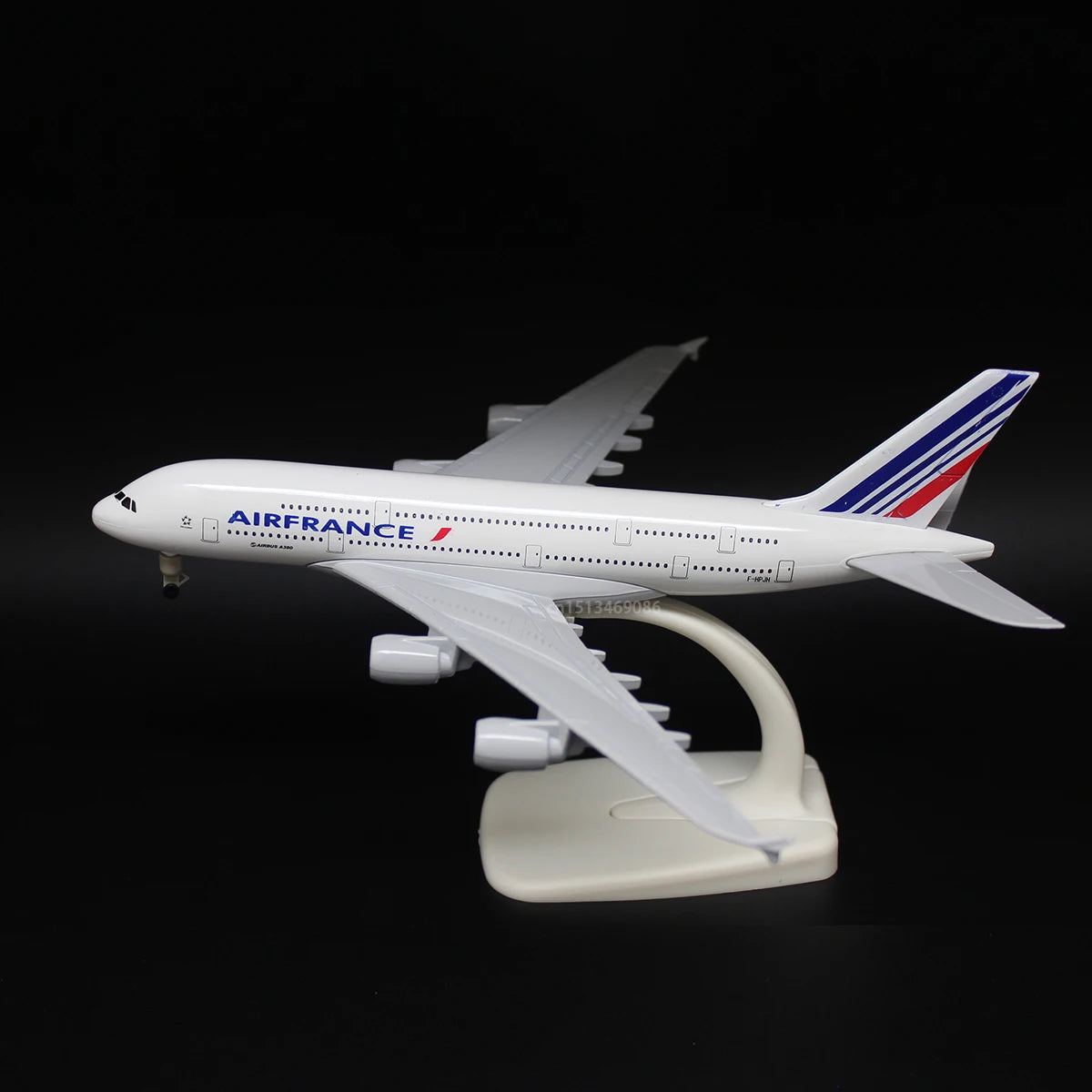 Miniatura de Avião em Metal 20cm Coleção Airbus, Concorde e Beluga