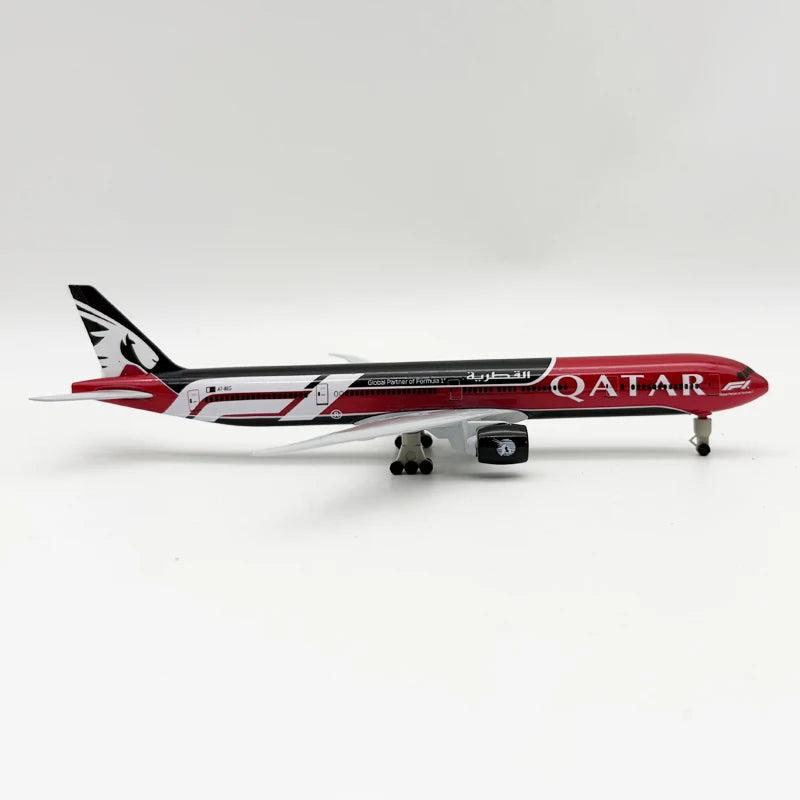 Miniatura de Avião Boeing 777-300 Qatar Airways Metal 20cm com Rodas