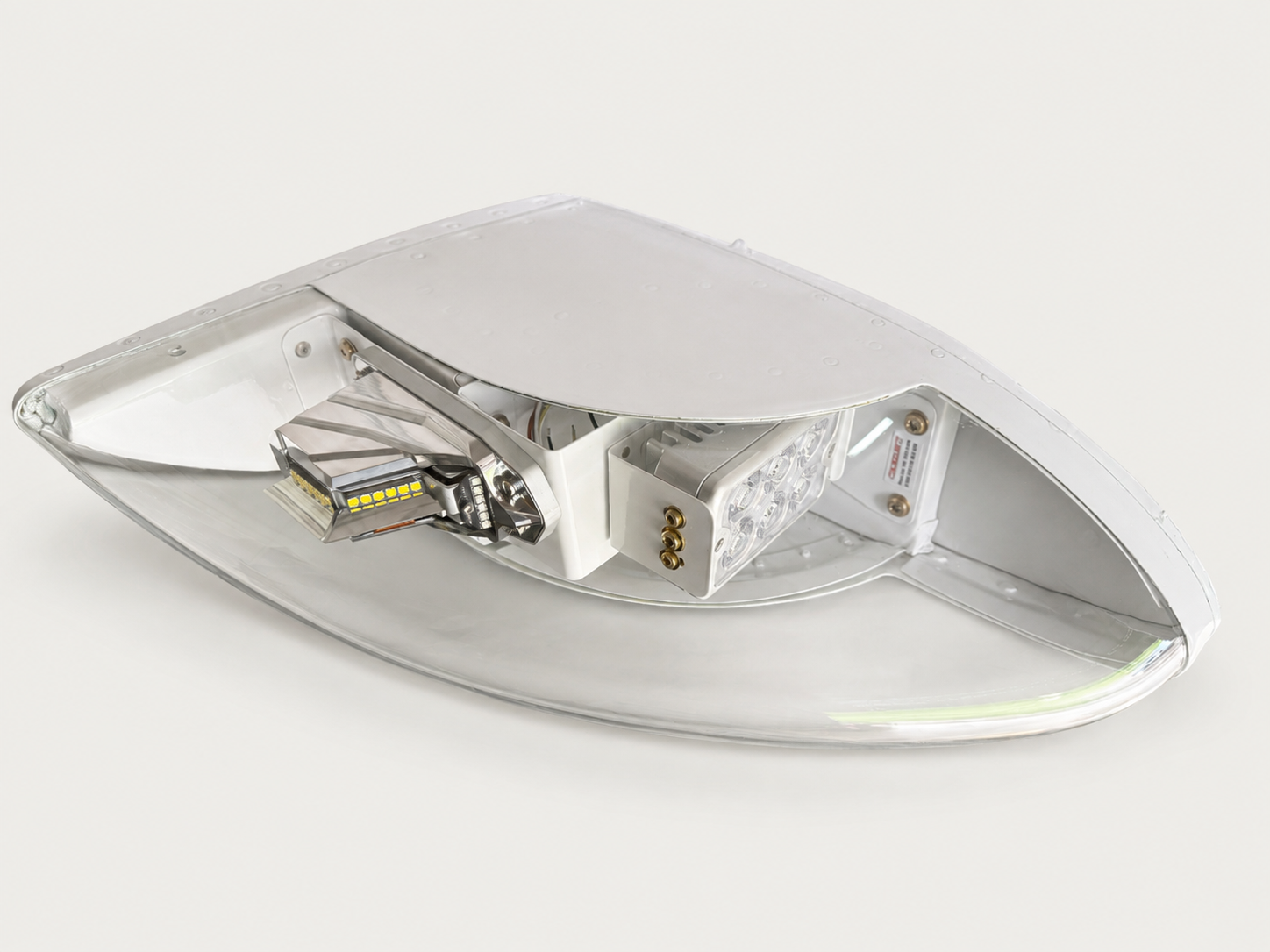 Lente de Proteção das Luzes de Navegação e Farol da Ponta da Asa em PLEXIGLAS® – Beechcraft |
