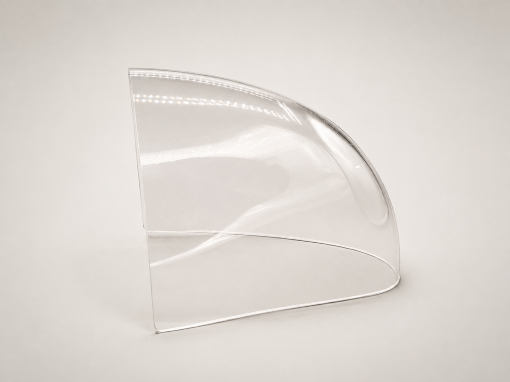 Lente da Ponta da Asa em PLEXIGLAS® – Embraer |